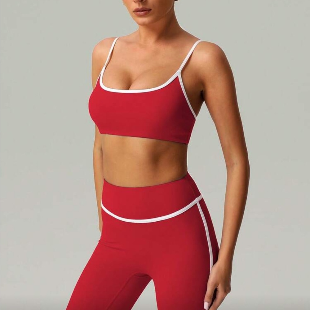 Red Active Set - Picture 3 of 5